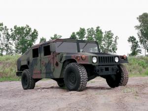 HMMWV M1025 1984 года 